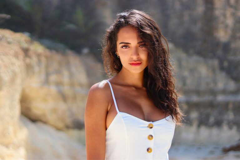 Prix augmentation mammaire Paris : comprendre le coût de votre intervention en toute transparence